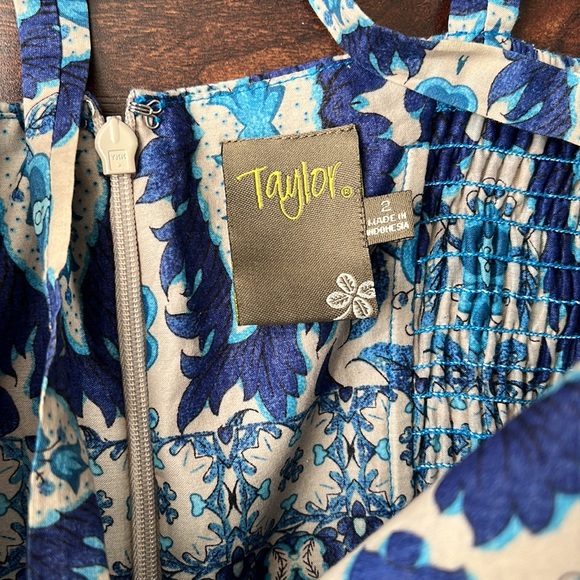 Taylor Blue Paisley Print Midi Dress - Picture 7 of 8